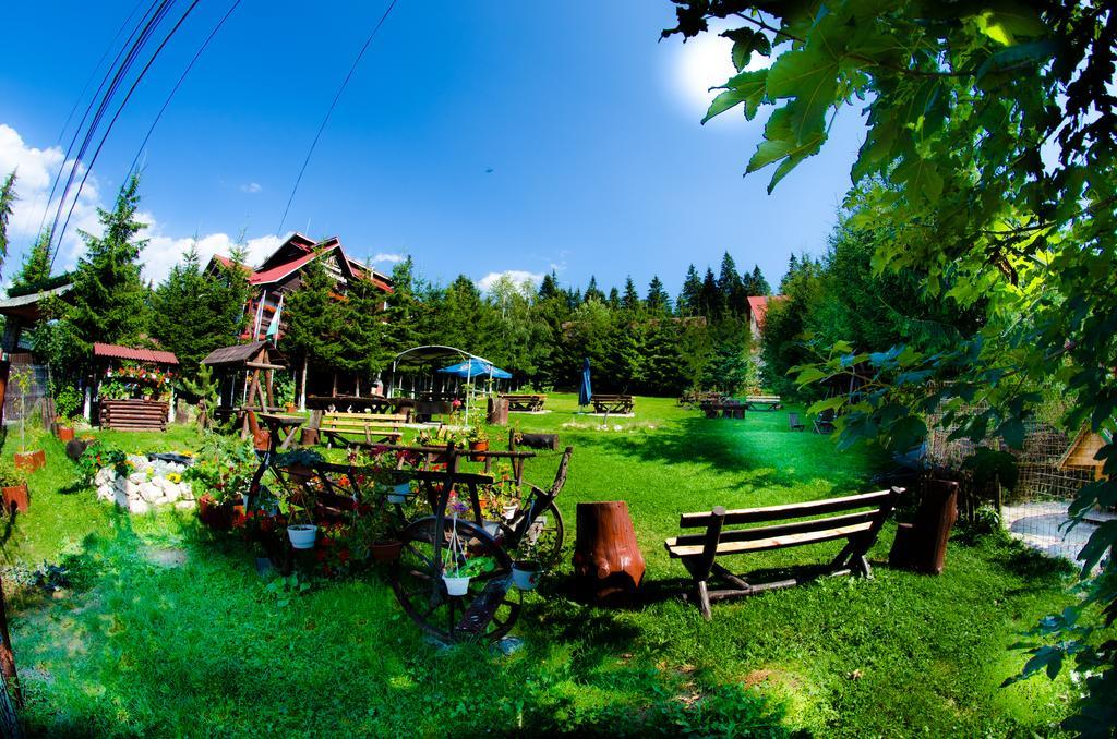 Pension Restaurant Speranta Predeal Esterno foto